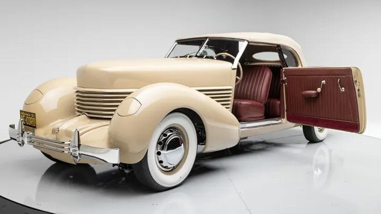 Cord 812 Phaeton 1937