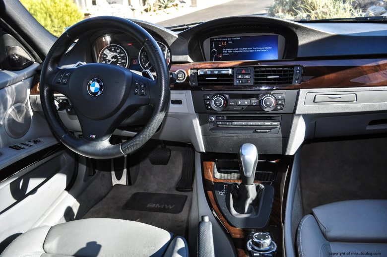 BMW 328i 2011