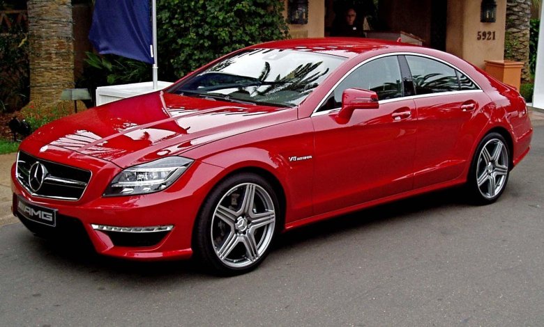 Мерседес CLS 63 AMG красный