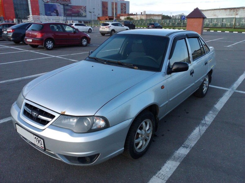 Дэу Нексия 1 поколение