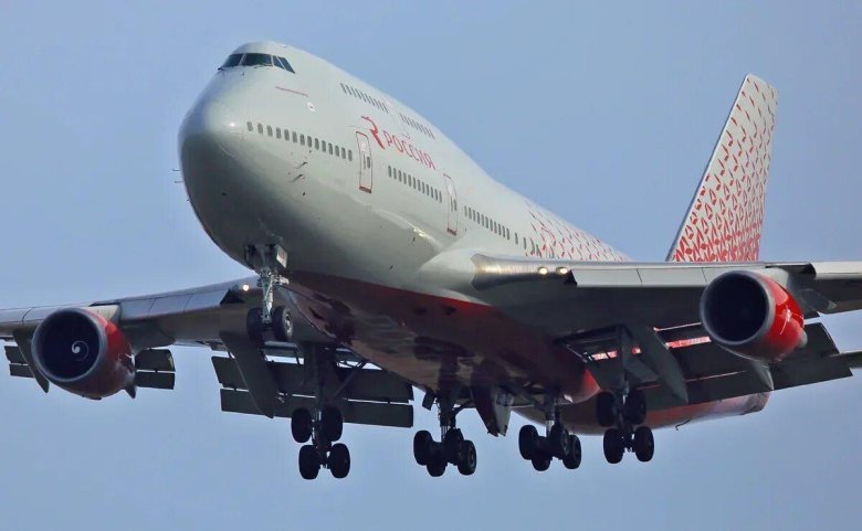 Самолёт Боинг 747 авиакомпания Россия