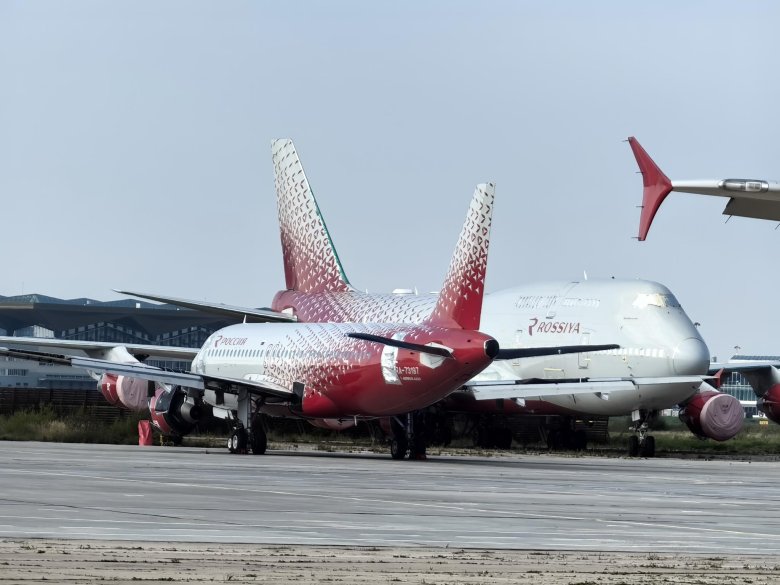 Авиакомпания россия боинг 747 400 2022