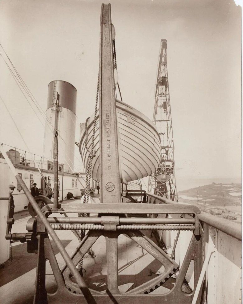 Самолет Титаник