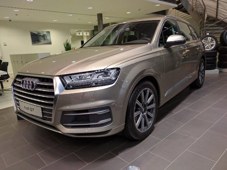 Audi q7 коричневый 2020