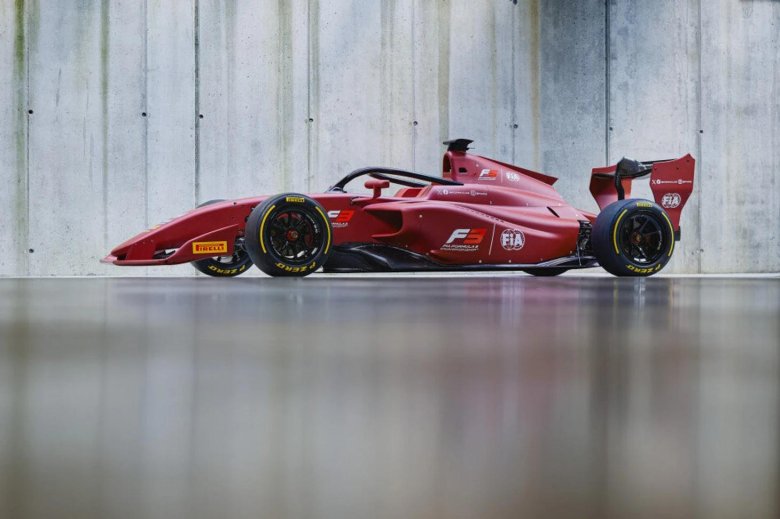 Болид формулы 3