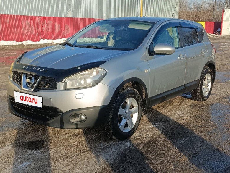 Nissan qashqai 2010
