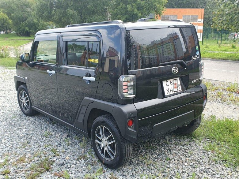 Daihatsu taft (la900)