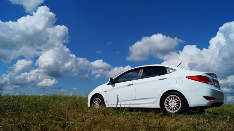 Хендай Солярис седан белый