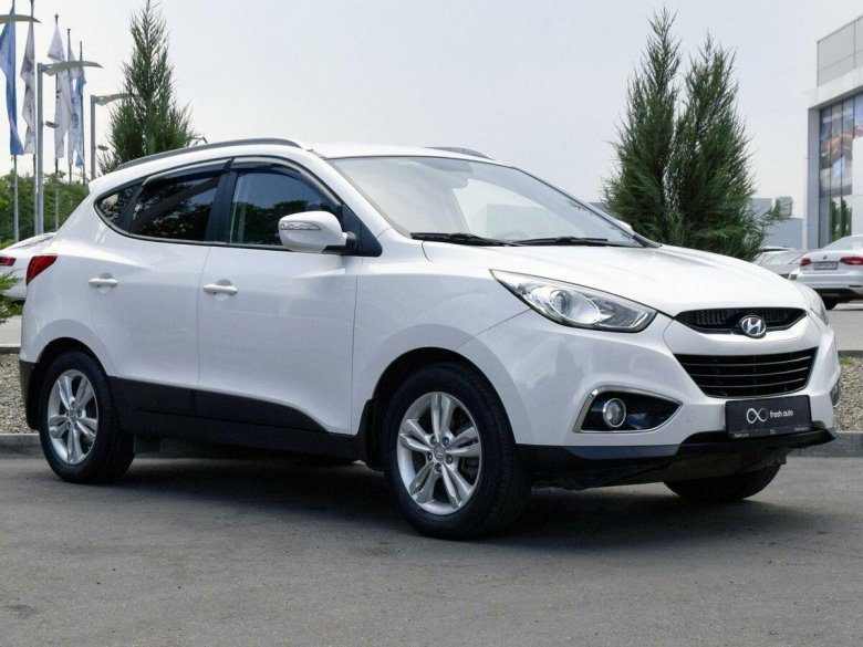 I35 Hyundai белый