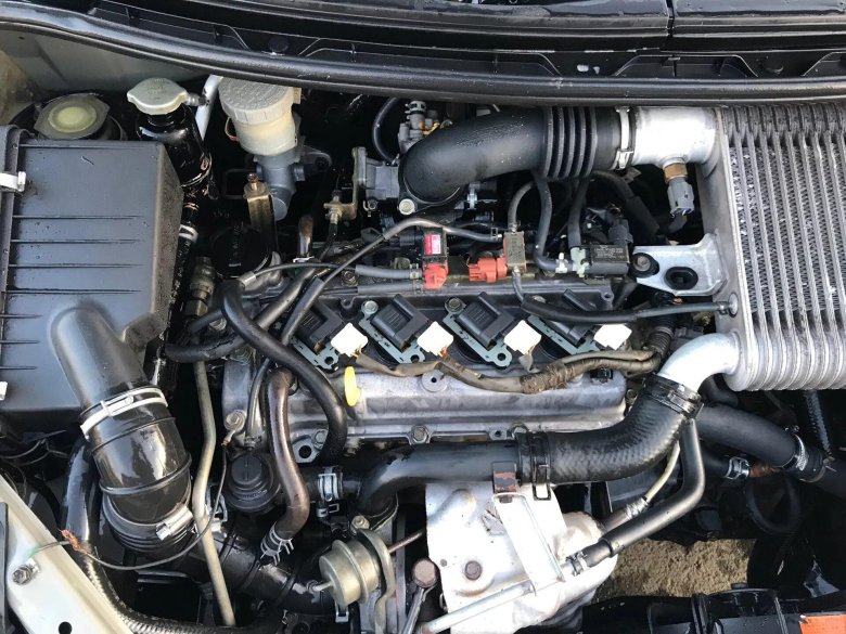 Дайхатсу YRV 1.3 турбо