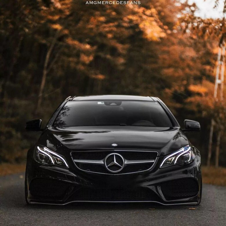 Mercedes Benz AMG 63 черный