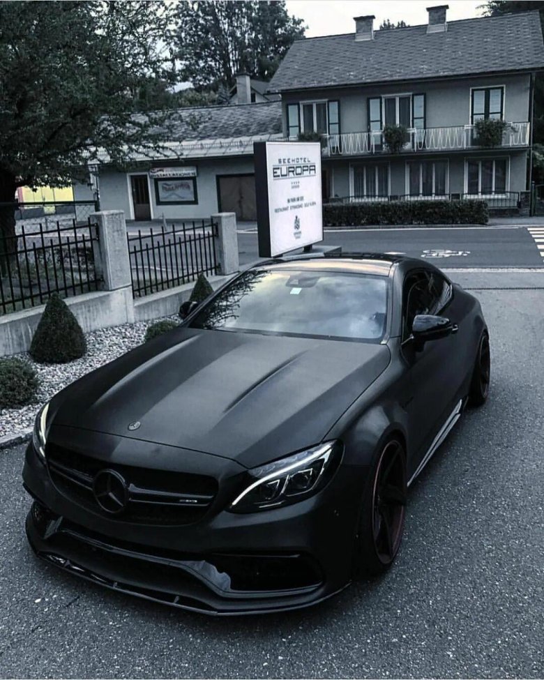 Мерседес АМГ чурний