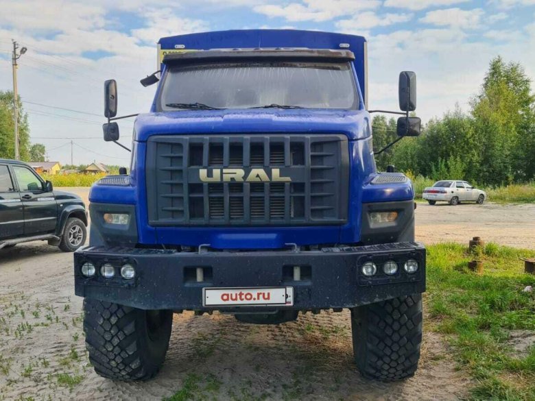 Грузовики урал