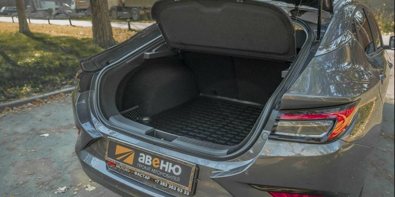 Infiniti q50 багажник