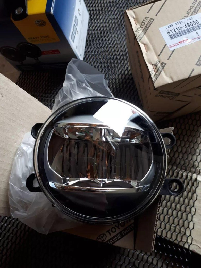 Противотуманные фары тойота