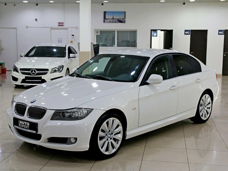 BMW 3 серия 19 год белая