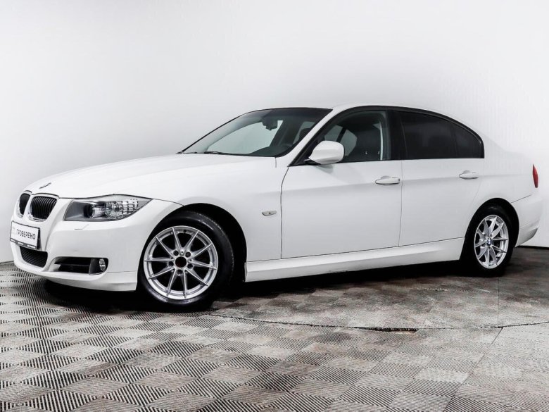 BMW 3 Series e90 белая