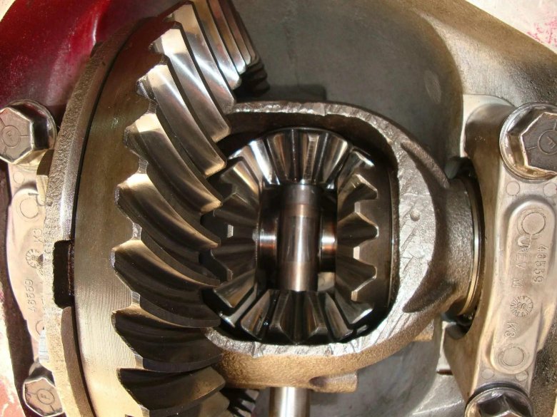 Задний редуктор сателлиты ВАЗ 2106