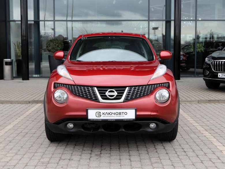 Ниссан жук 2013