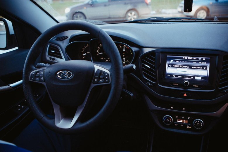 Лада Веста gfl110