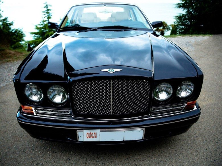 Бентли 2002 года