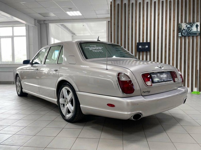 Bentley 2001