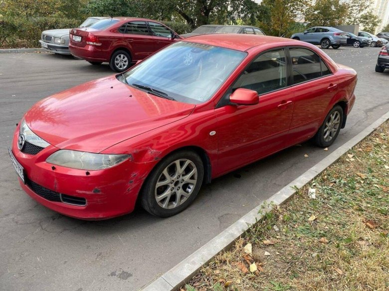 Красная мазда 6