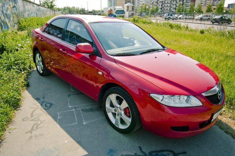 Мазда 6 красный металлик