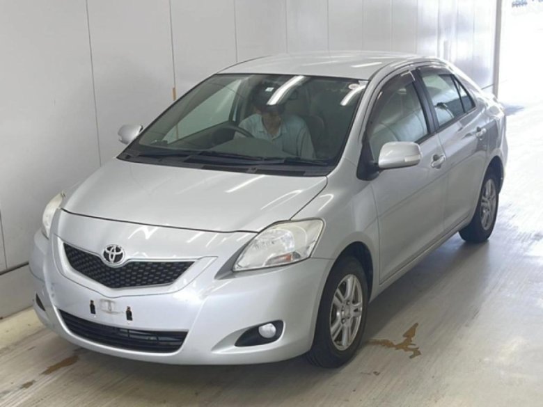 Тойота белта 2009