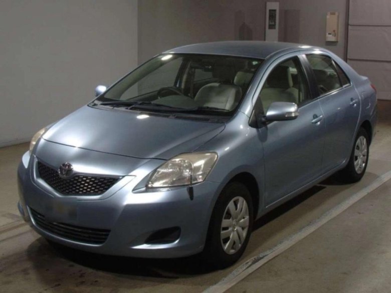 Toyota belta 2012