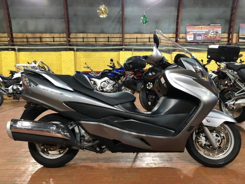 Сузуки бургман 400