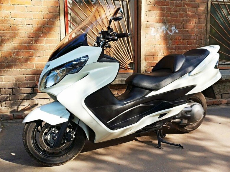 Suzuki Skywave 400