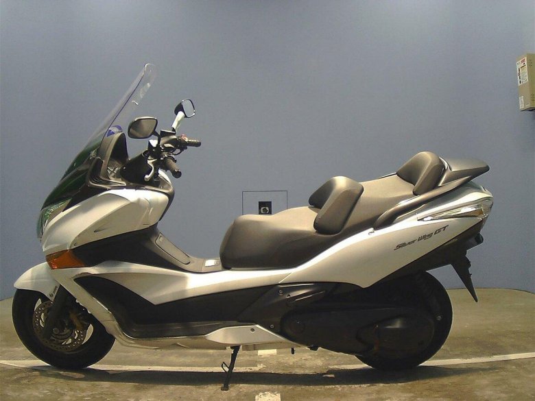 Honda Silver Wing 600