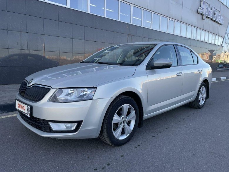 Шкода Октавия 2014 года салон