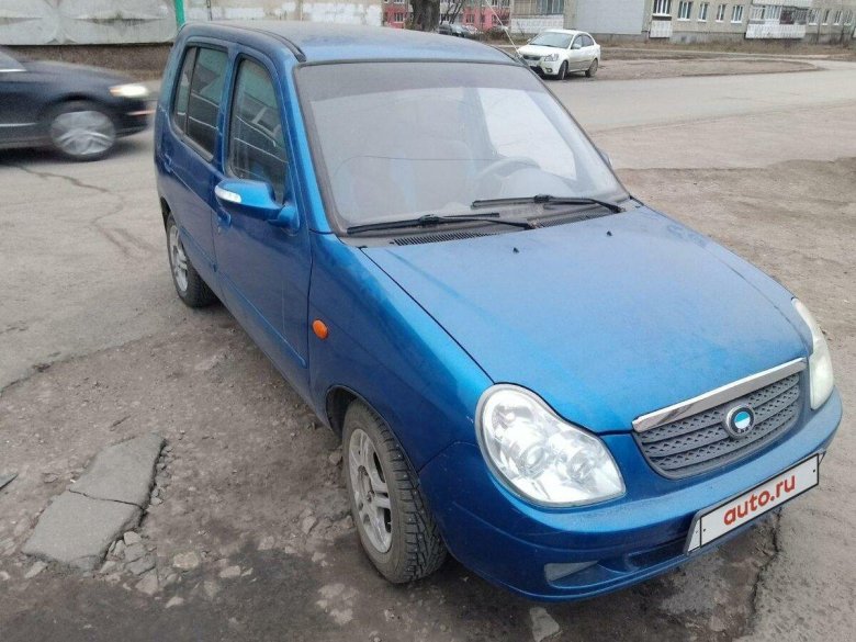 Машина byd flyer