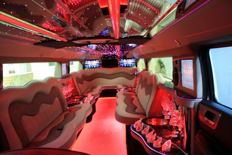 Минивэн лимузин