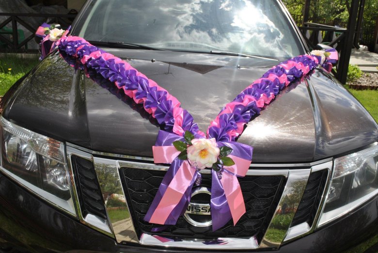 Украшение на капот свадебной машины