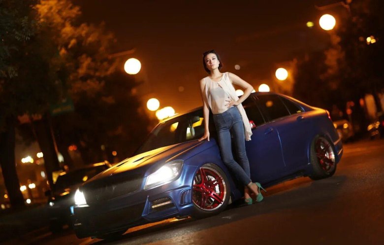 Фотосессия с машиной