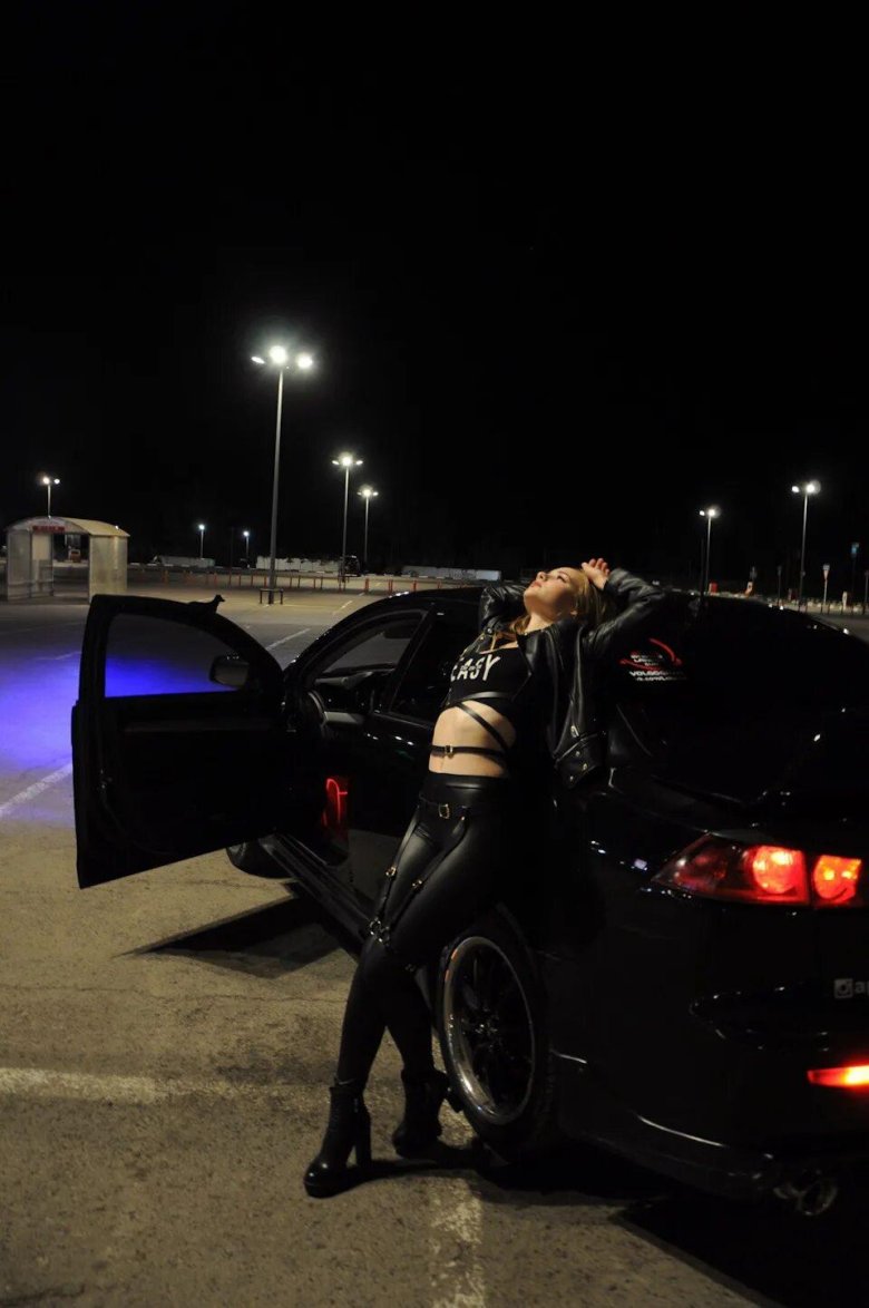 Черный Лансер 10 ночью