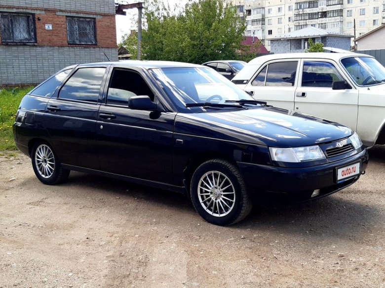 ВАЗ 2112 хэтчбек чёрный