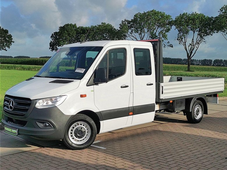 Мерседес Бенц Спринтер бортовой грузовик