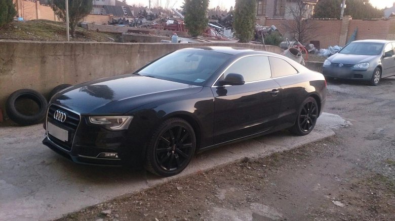Ауди а6 черная с черными дисками
