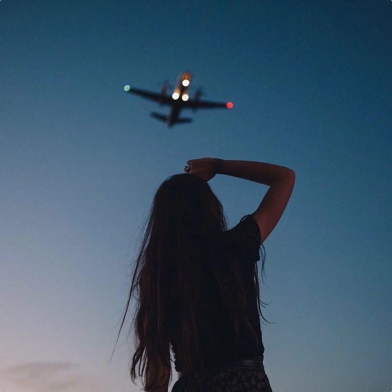 Самолет девушка