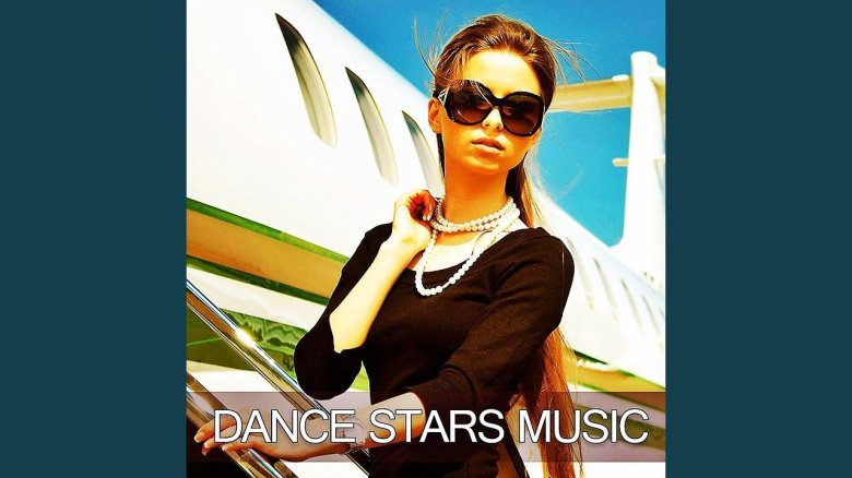 Девушка в самолете