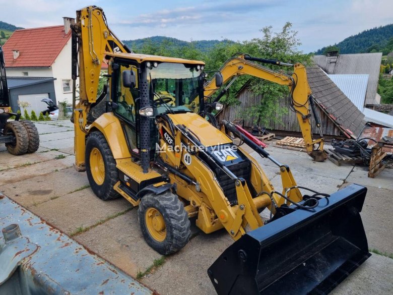 Экскаватор-погрузчик caterpillar 428