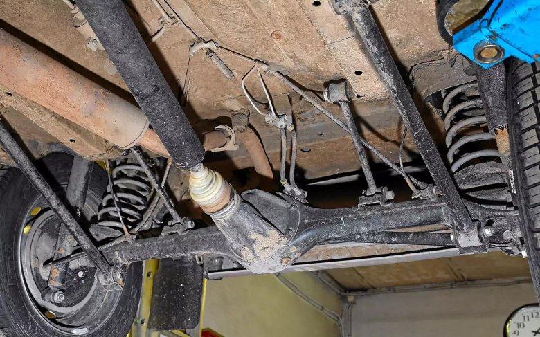 Задняя подвеска ВАЗ 2121 Нива