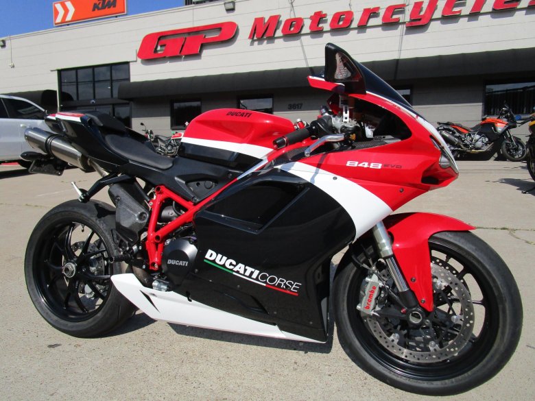 Ducati 848 evo