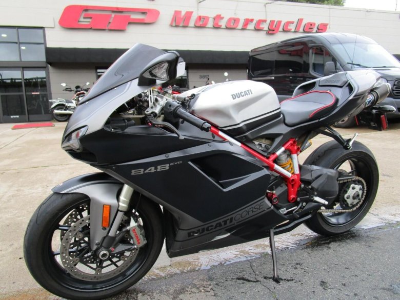 Ducati 848 evo