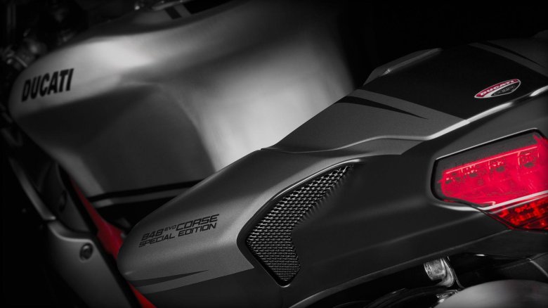 Мотоцикл Дукати 848 EVO