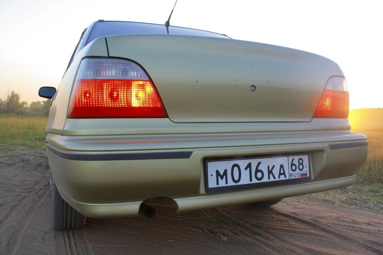 Фонарь задний Нексия n100